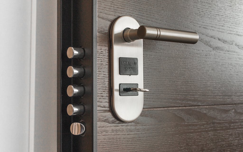 Poignée et serrure d'une porte qui ne s'ouvre plus