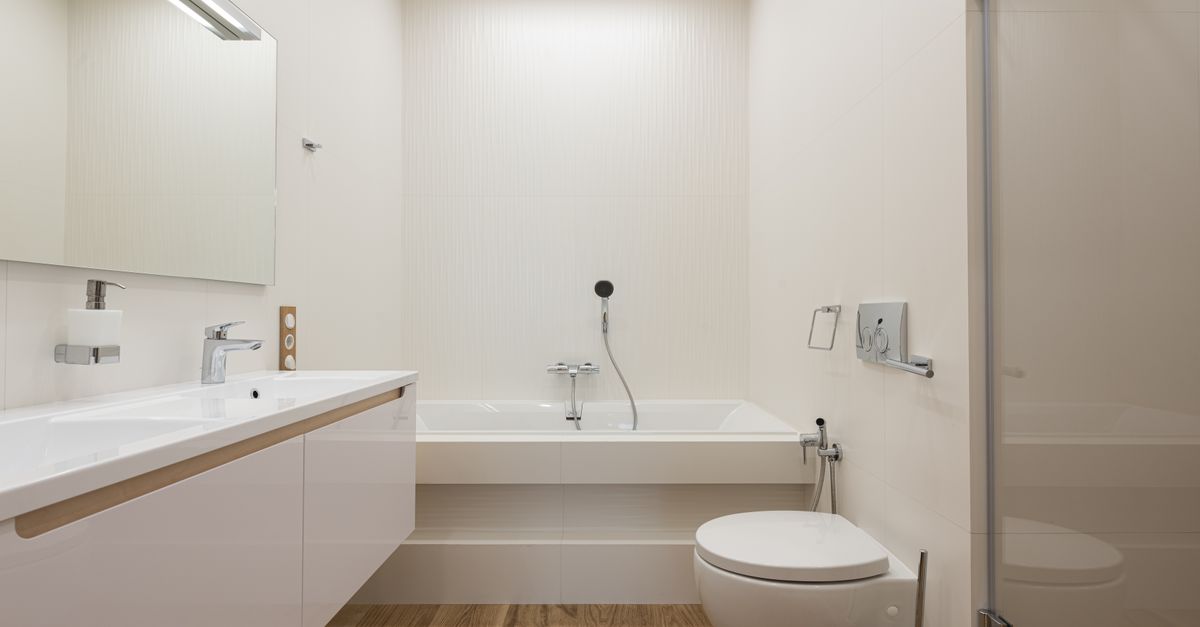 WC propre dans une salle de bain